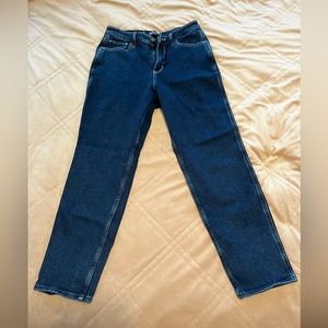 Hollister Ultra High Rise Mom Jean